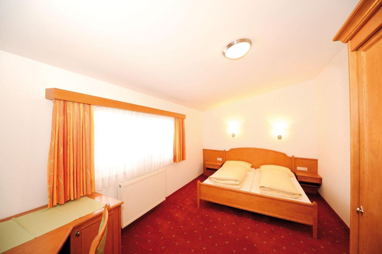 Zwoelferkogelblick Apartamento *